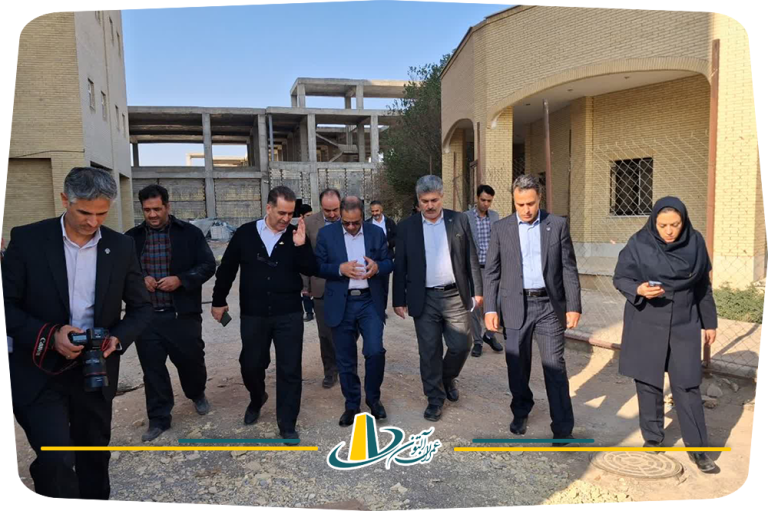 بازدید رئیس دانشگاه علوم پزشکی یزد از پروژه توسعه بیمارستان ضیائی اردکان به همراه مدیرعامل شرکت عمران آلتون