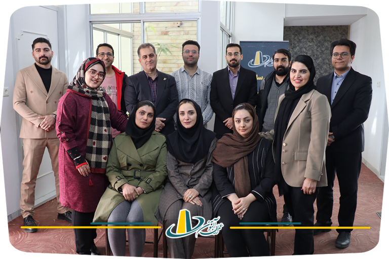 عکس گروهی شرکت‌کنندگان دوره تخصصی Power BI در شرکت عمران آلتون